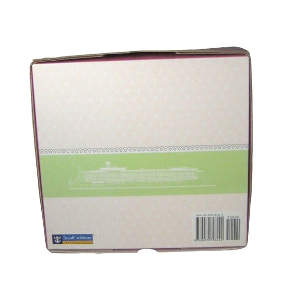 Royal Caribbean International Cookbook Apron Piping Liner Cupcakes Scoops Baking - Picture 6 of 8